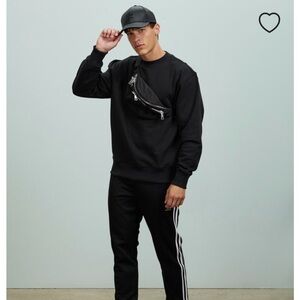 Adidas crew neck NWOT large sweatshirt